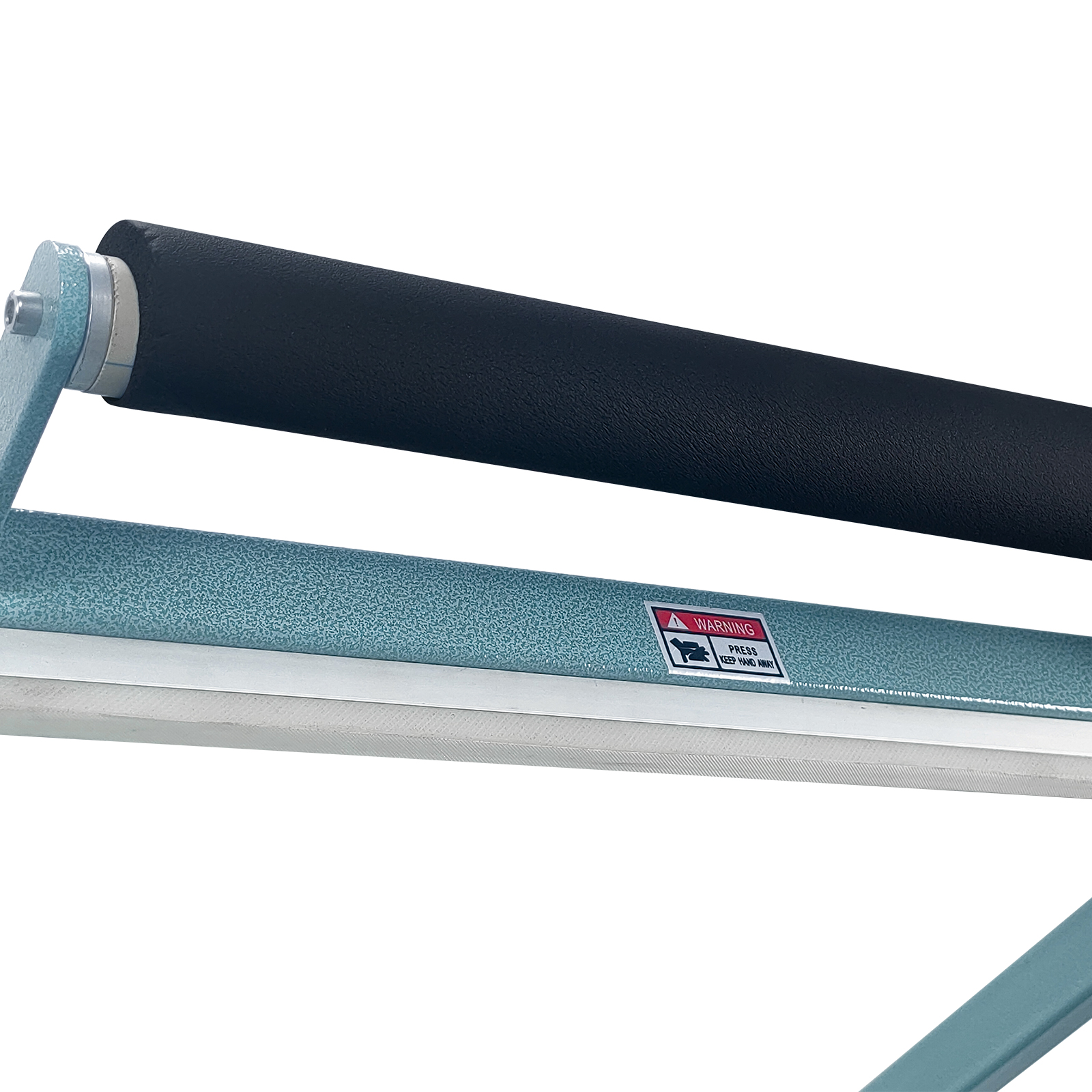 FC-5540 L型封切机同时封切热收缩包装，实现高效产品包装。